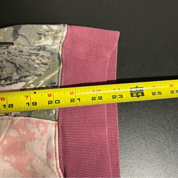 Cabela’s Women’s Pink Tree Print Logo Pullover Drawstring Hoodie Pockets Outdoor - Picture 8 of 13